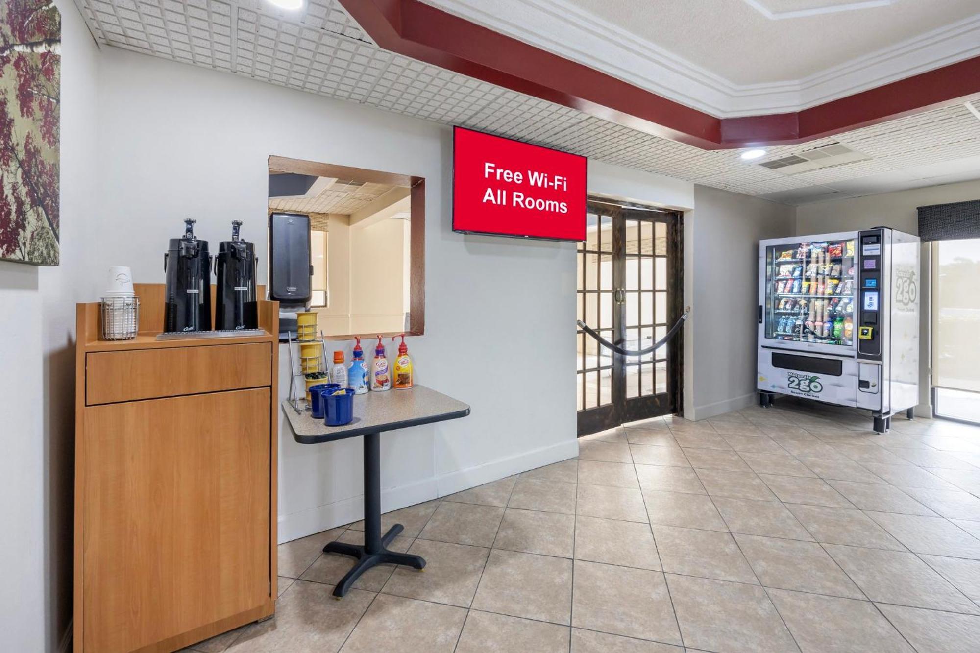 Red Roof Inn Franklin, Tn Bagian luar foto